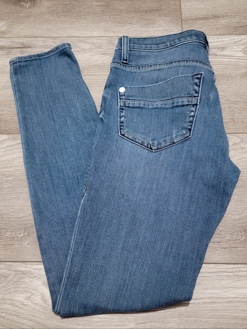 Rock And Republic Women's Blue Denim Jeans (Sz 6)